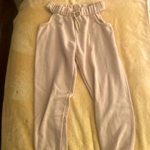 Sweatpants with a twist